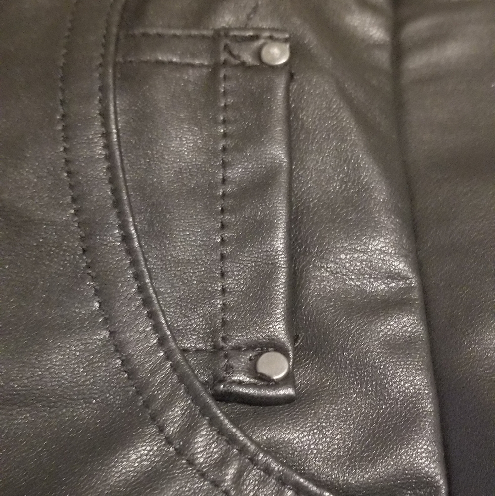 Leather leggings